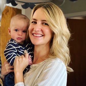 Meet your Posher, Carrie